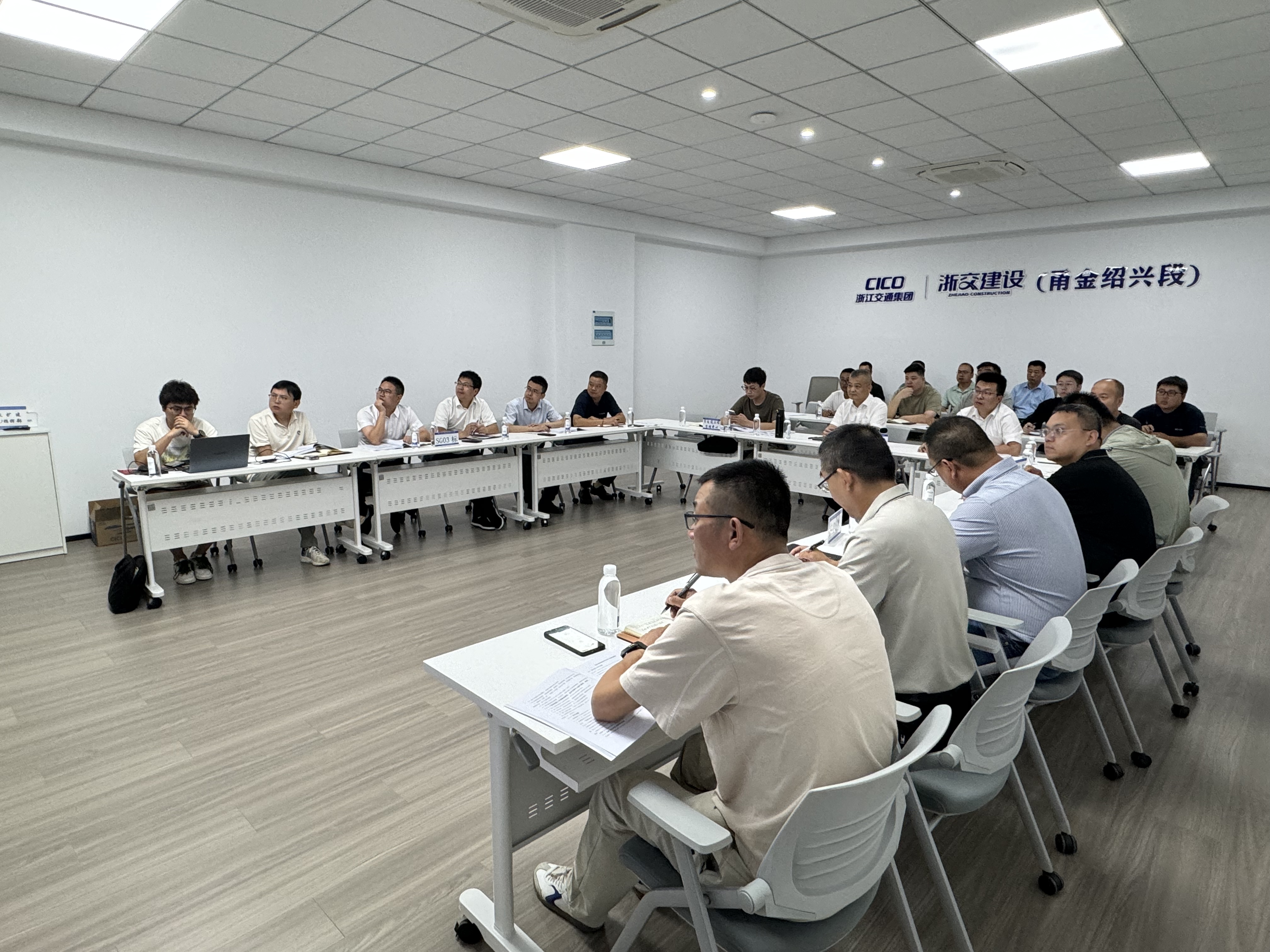 甬金高速首榀小箱梁获认可 城交工业实现市政到交通工程新跨越